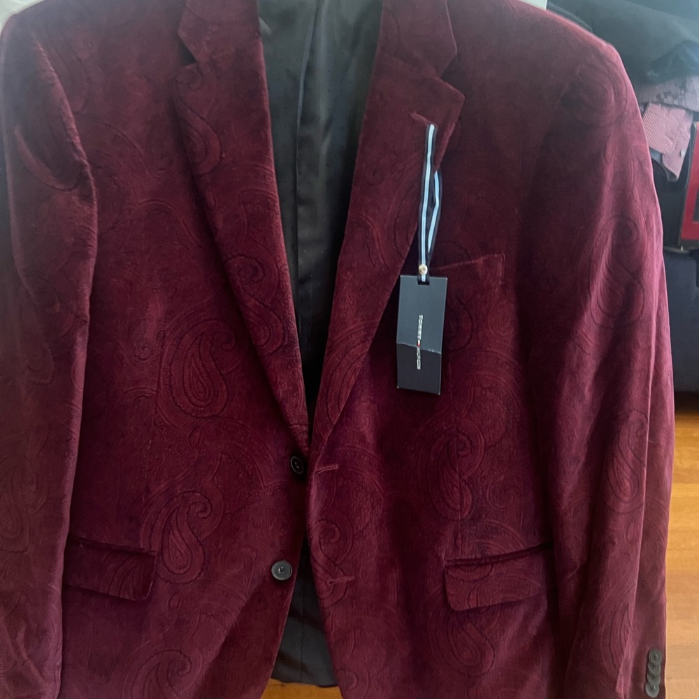 Tommy suits